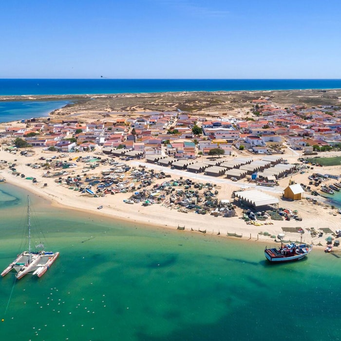 Tour de Barco pelas Ilhas